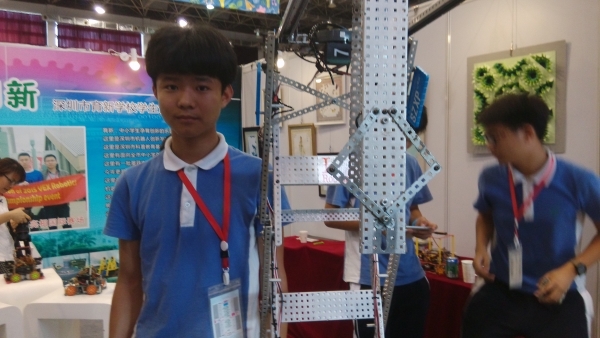 深圳創客周 |“深圳學生創客嘉年華”現場直擊，創客要從娃娃抓起