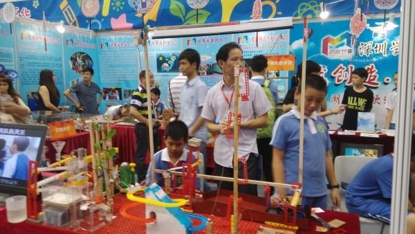 深圳創客周 |“深圳學生創客嘉年華”現場直擊，創客要從娃娃抓起